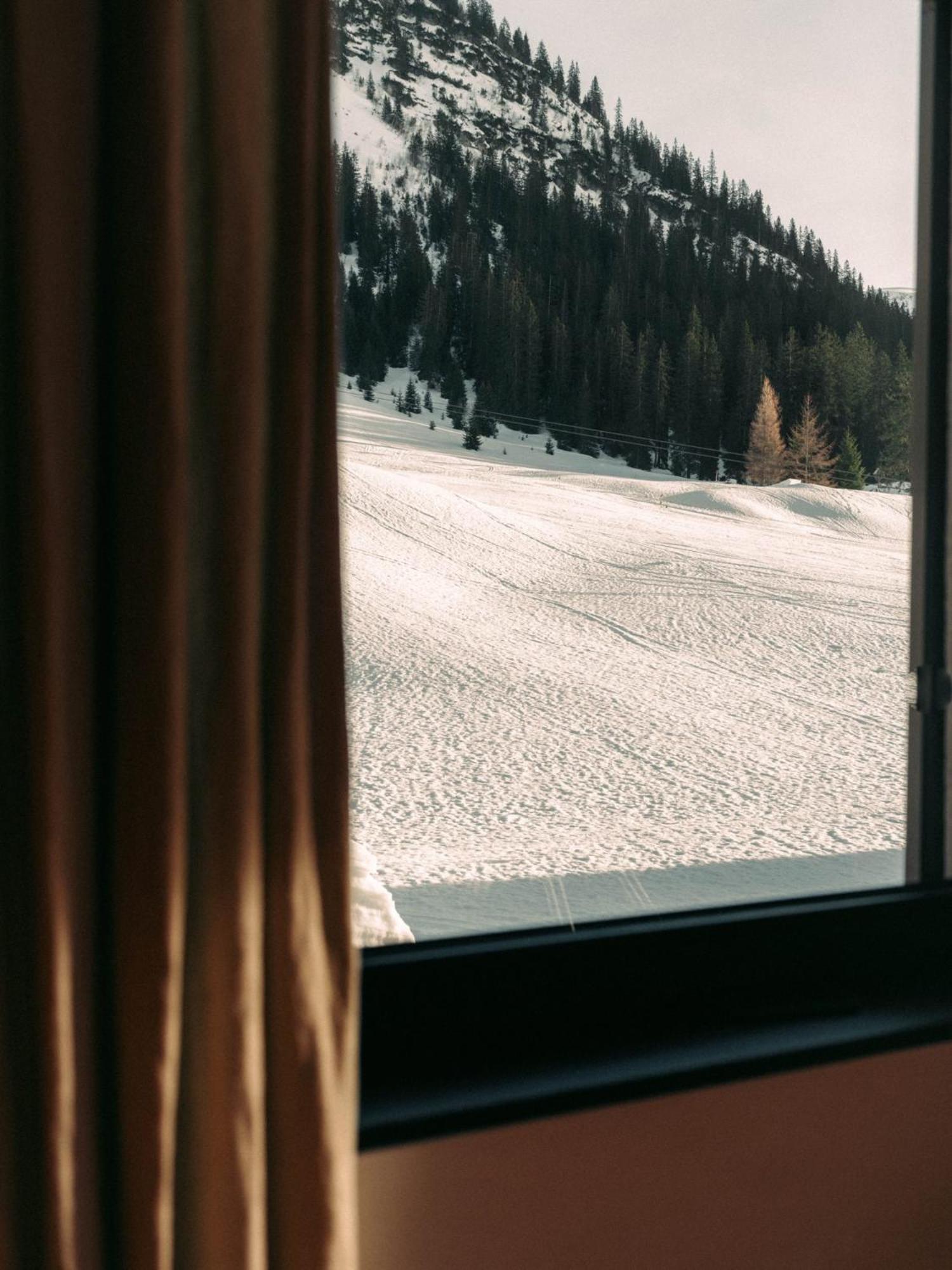 Hotel Schwarzwand Лех ам Алберг Екстериор снимка