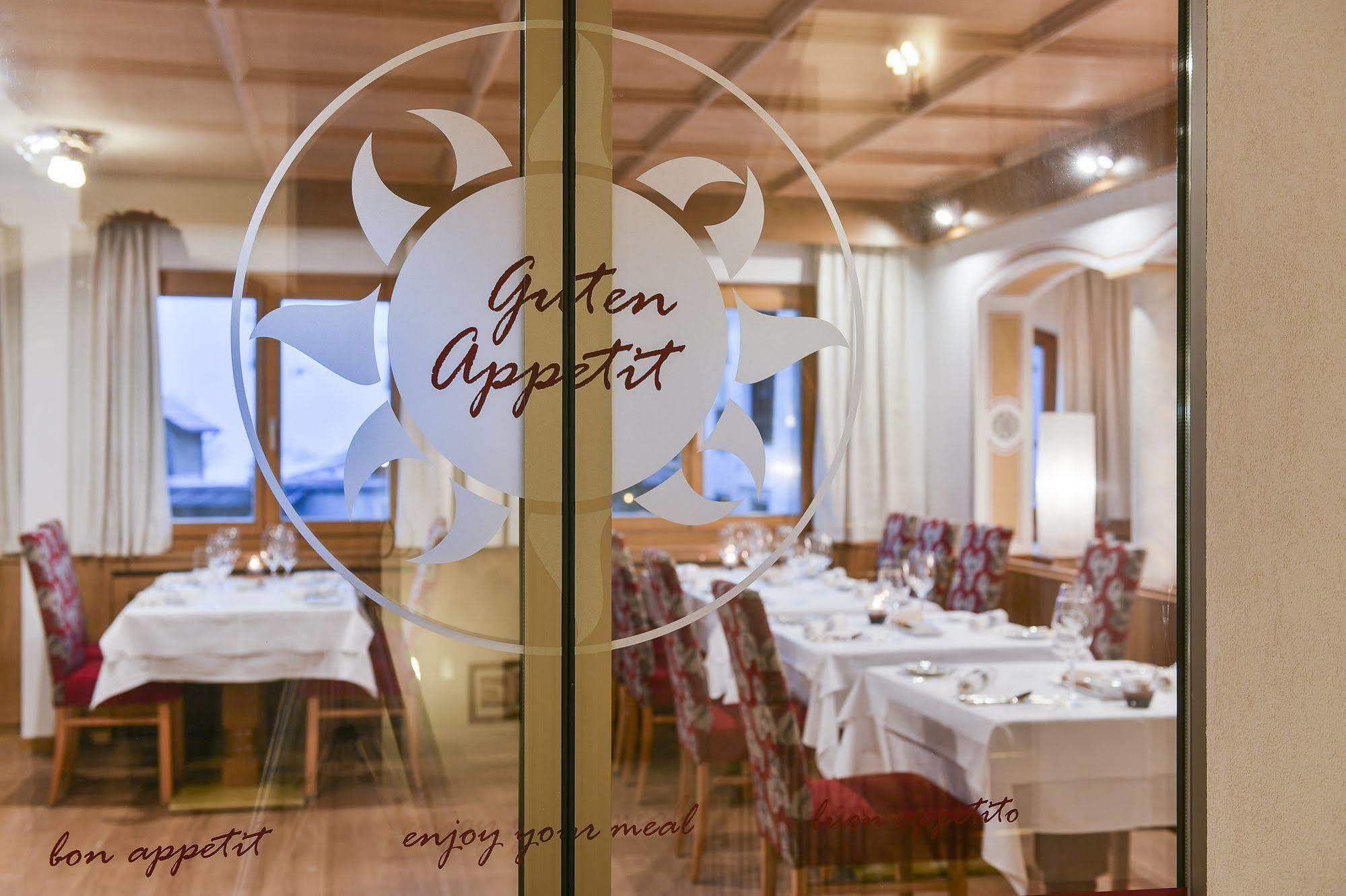 Hotel Schwarzwand Лех ам Алберг Екстериор снимка
